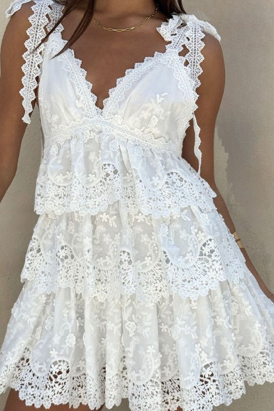 SOKYND Amaya V - Neck Tiered Lace Mini Dress DressWhiteS
