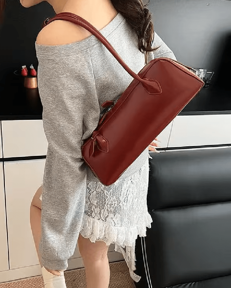 Emily Vintage Leather Baguette Bag