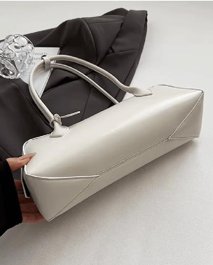 Emily Vintage Leather Baguette Bag