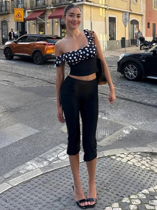Xanthe Black Capri Activewear Pants