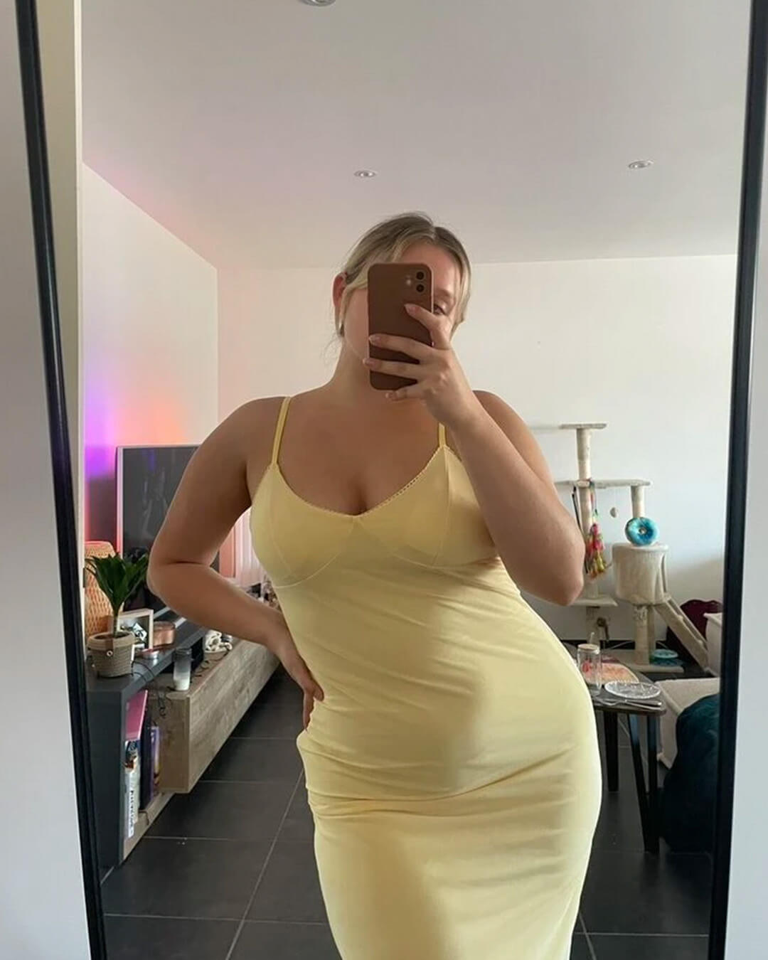 SOKYND Nadira V Neck Strap Maxi Dress DressYellowS