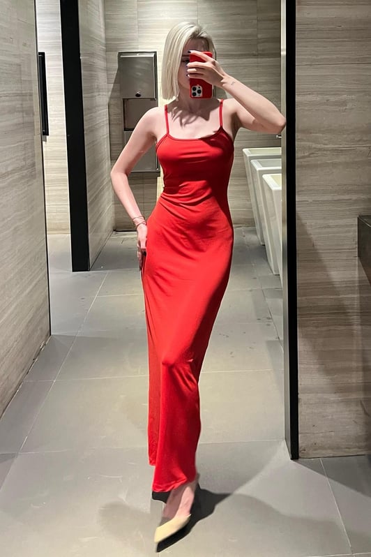 SOKYND Nadira V Neck Strap Midi Dress DressSOKYND-647895-BUR-XS-78359RedXS