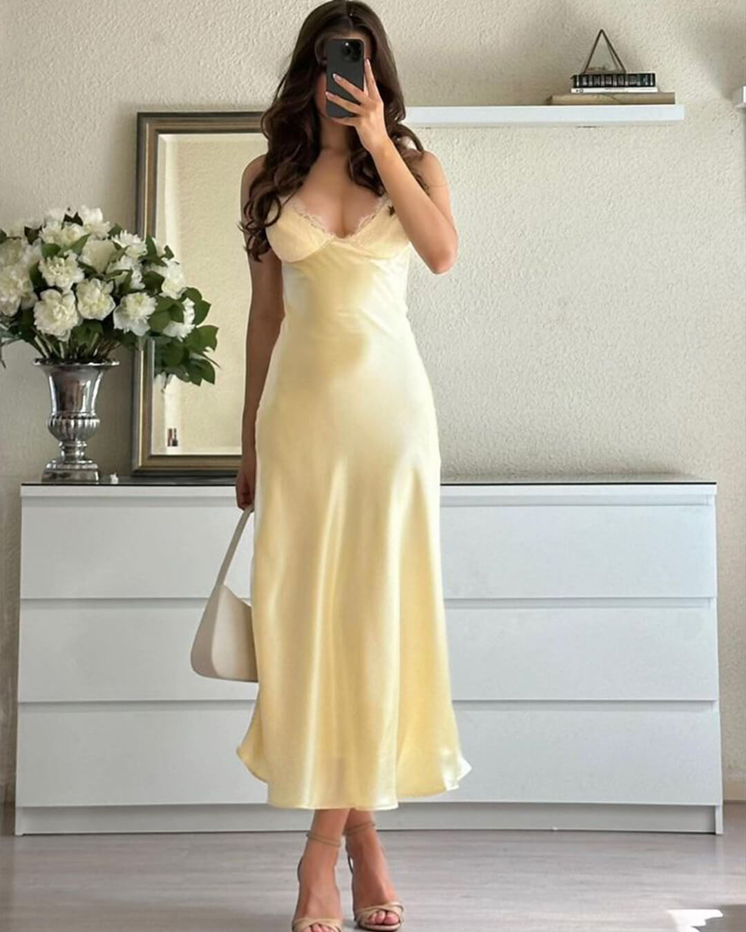 SOKYND Yasmine Backless Satin Midi Dress DressS